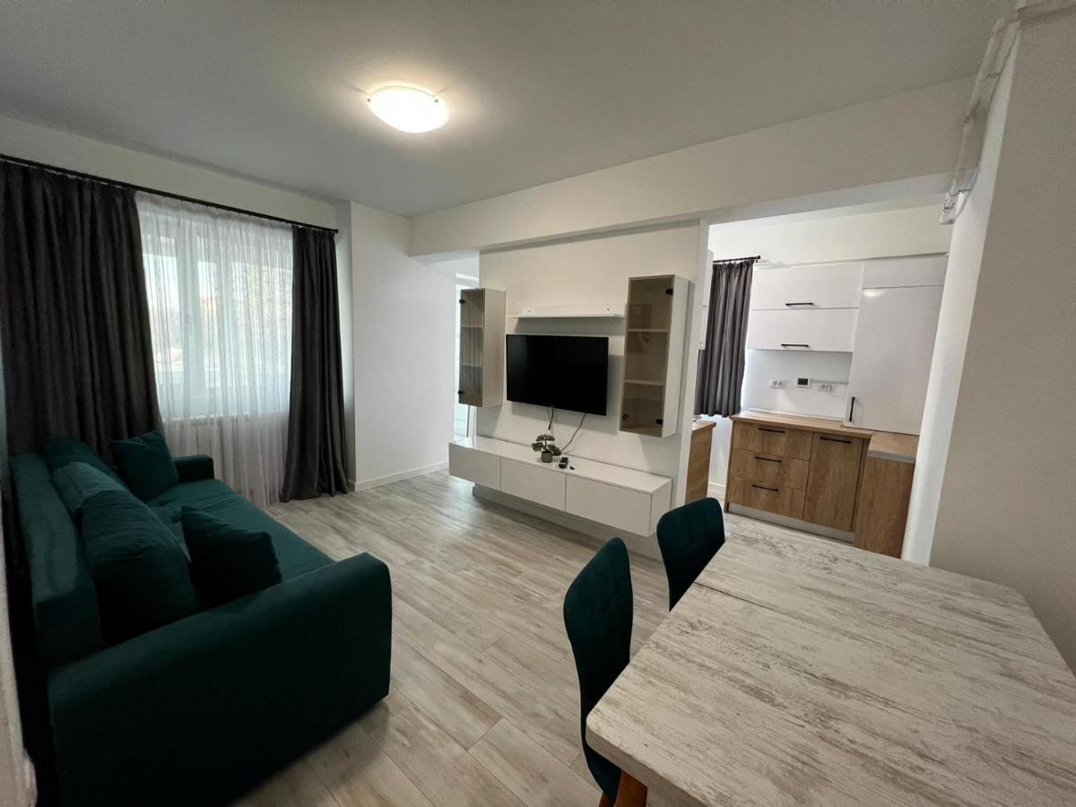 Urban Apartments And Studios - City Center Iasi Exterior foto